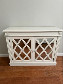 White Cabinet