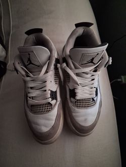 Jordan's 4 AIR size 10