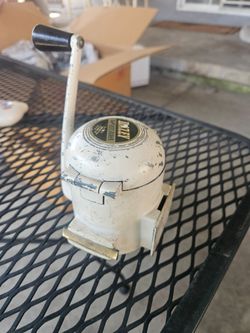 Vintage Dazey ice crusher