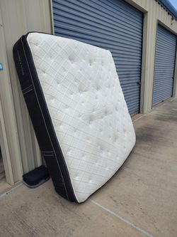 King pillow top 🎉