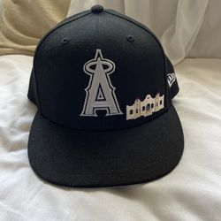 Angels Fitted Black/blue UV 7 3/8