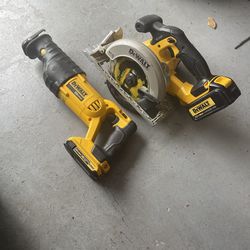 Dewalt DCS391 20V MAX 6-1/2" Cordless Circular Saw with battery , and Sawzall dcs 380 with battery , no charge