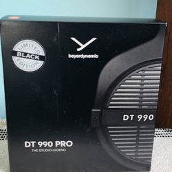 Beyerdynamic DT 990 PRO Headphones
