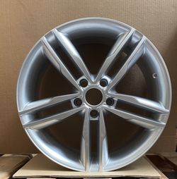 Mercedes One Piece Light Wheel 18 x 8” ( price 4 wheels)