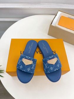 LV sandals US 9