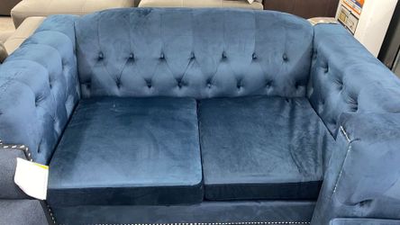 Ashley furniture Navy Blue Loveseat, Muebles