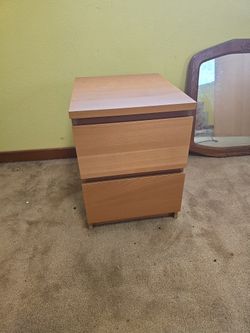 Dresser 