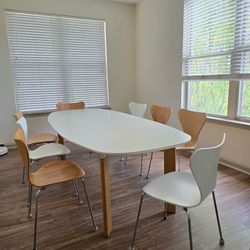 Fritz hansen table, chair