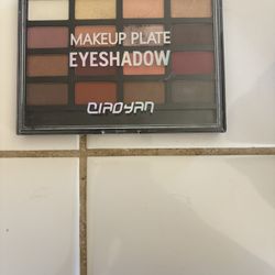 Make Up Pallets