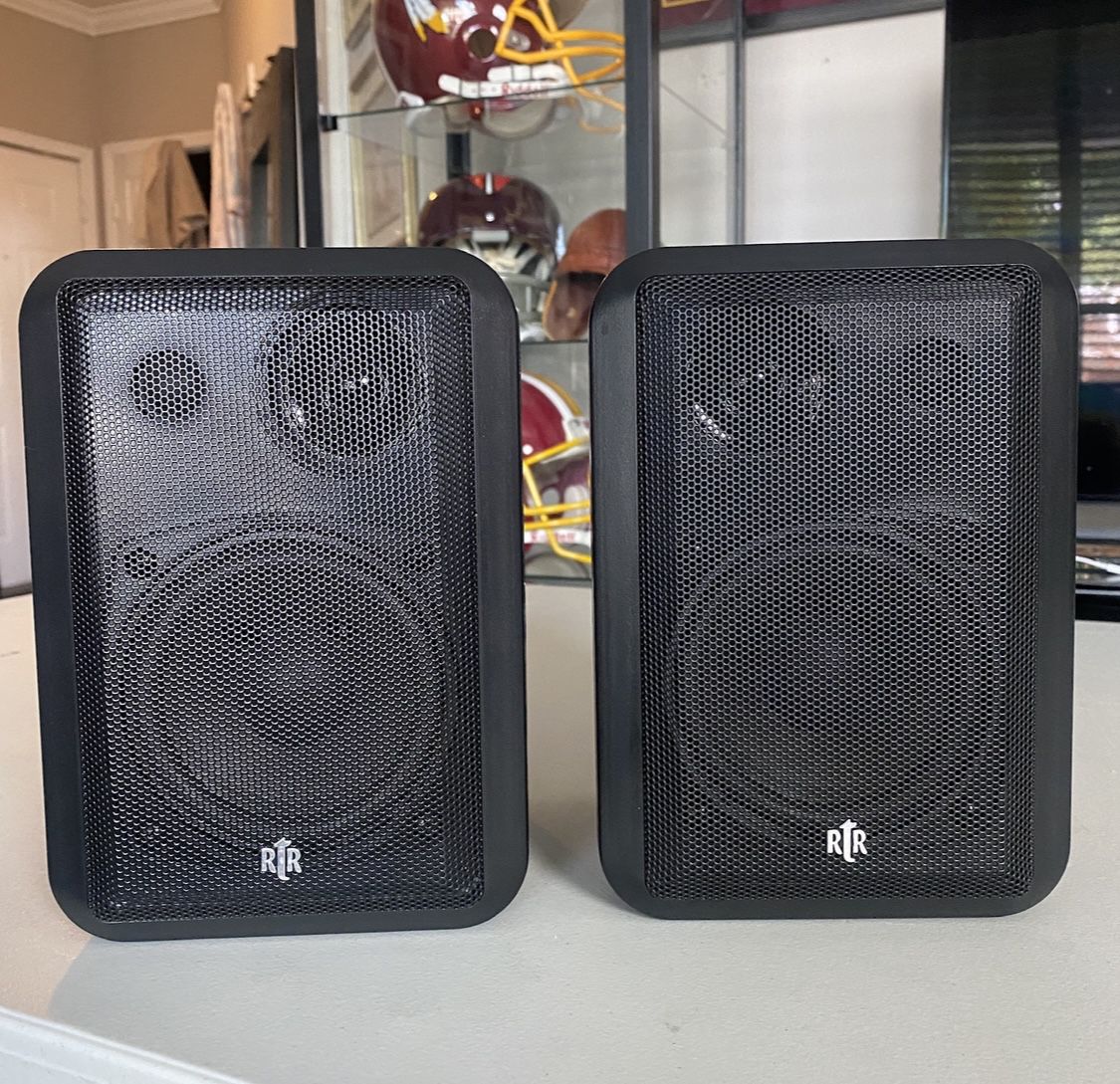 RTR Speakers V44–2 For $75