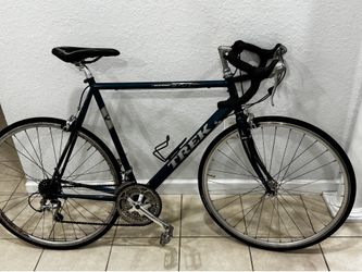 Road Bicycle Trek 320 Series . Frame 21” In Aluminum. Good Condition.
