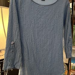 Ladies Medium Blue Woolrich  Top 3/4 Sleeve Tunic