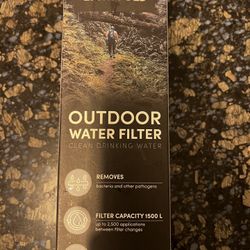 Brand New Bachgold Outdoor Water Filter Bottle [22 fl oz] - Hiking & Backpacking Water Filter - Perfect for Camping, Hunting, Hiking & Bushcraft Adven