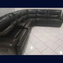 SECTIONAL GENUINE LEATHER RECLINER ELECTRIC BLACK COLOR.. DELIVERY SERVICE AVAILABLE 🚚💥🚚