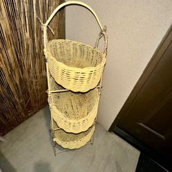 Wicker baskets on metal frame 42 inches tall