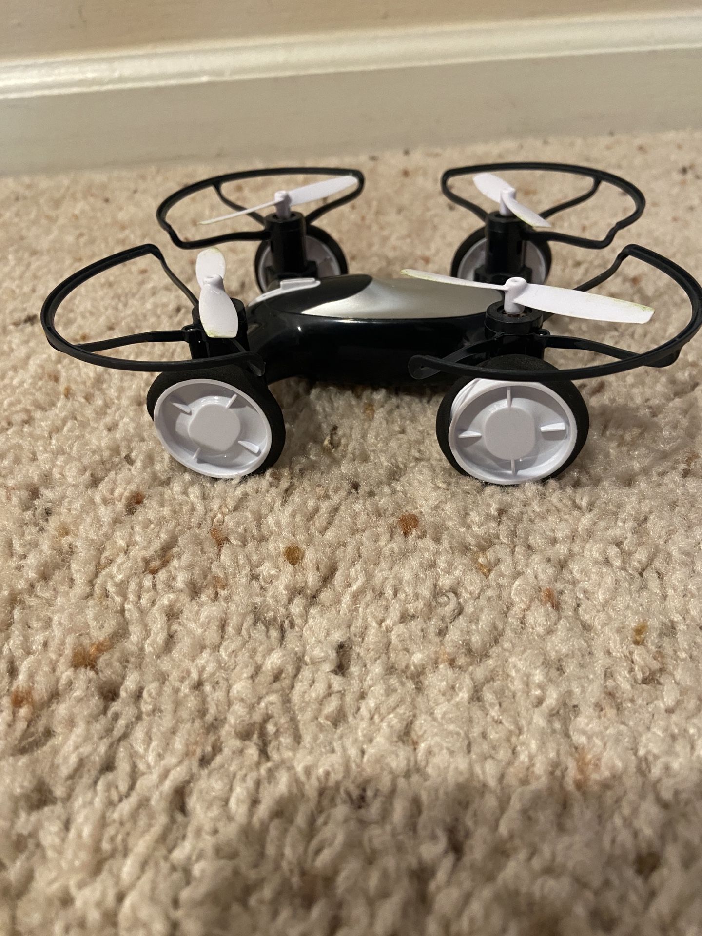 Sharper Image Toy Fly+Drive Dual-Function Vehicle Drone, Black, 5.5 inch x 5.51 inch Model 1015427