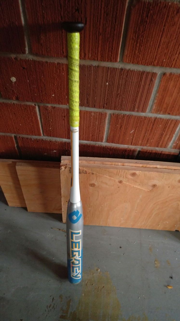 Demarini legacy Slowpitch softball bat