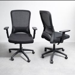 Office Chairs 