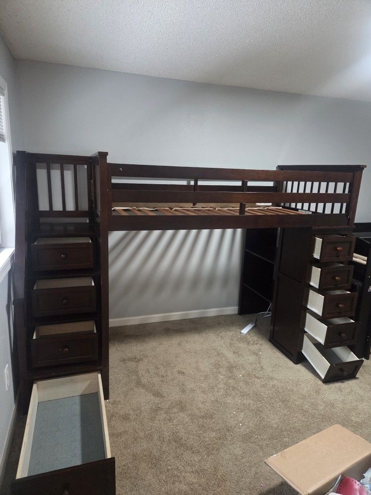 Twin Sized Loft Bed With Tons Of Storage