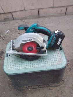 MILWAUKEE PORTABLE SKILL SAW