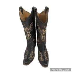 Woman Cowboy Boots Size 6.5