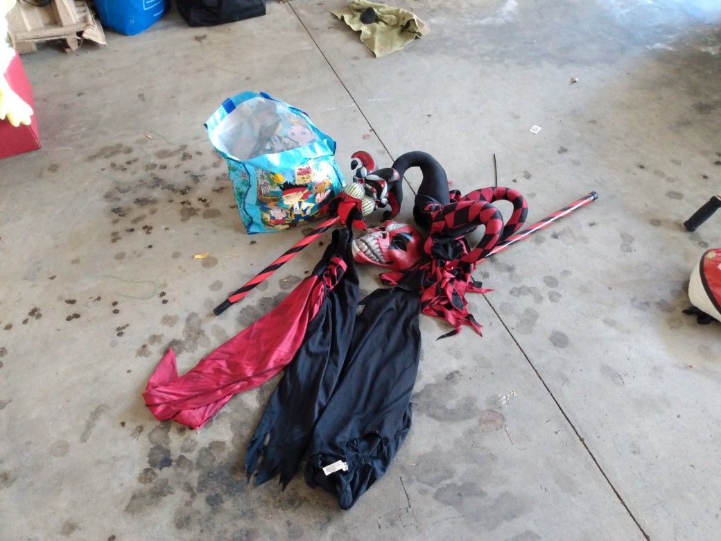 Scary Halloween Clown Costume