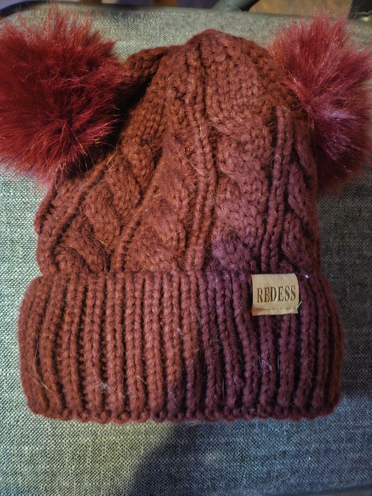 Redess Beanie