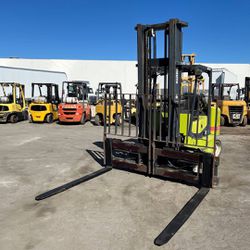 2013 Clark 12,000 Lbs Propane Forklift  Year:	2013 Manufacturer:	Clark 2 Stage Carriage Opens More #:	CGC50L Serial #:	CGC470L00419861 t
