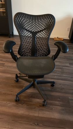 Herman Miller Mirra Office Chair