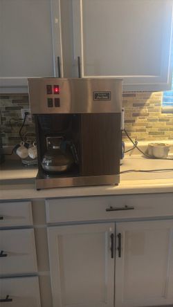 Bunn pour-omatic coffee machine