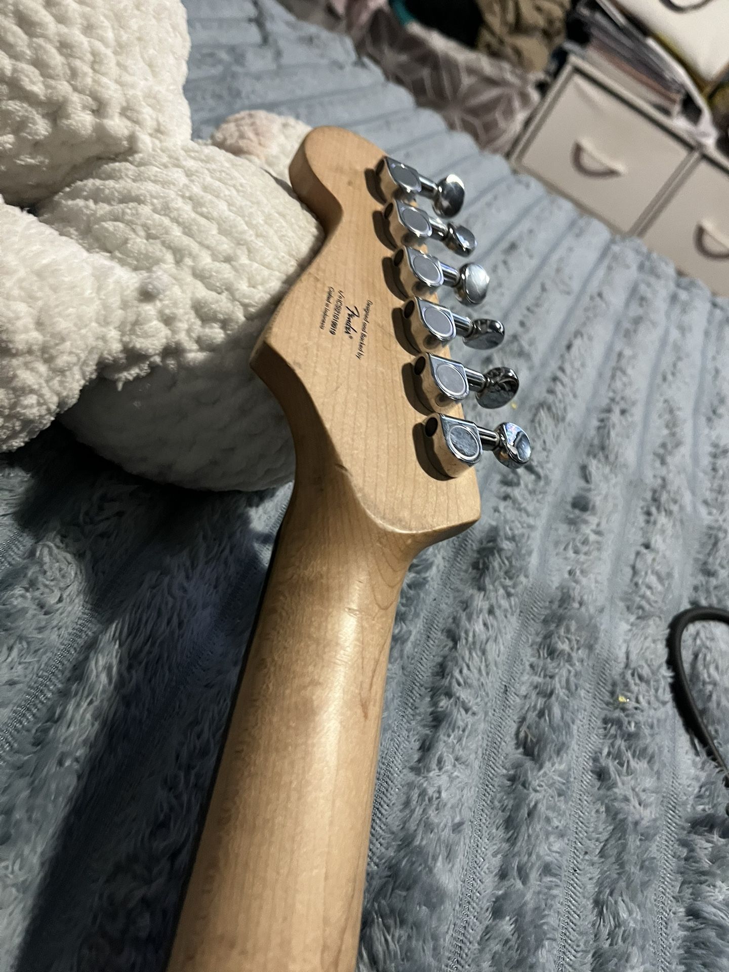 squier bass Mini And Amp Orange