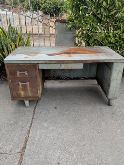 Globe-Wernicke mid-century tanker desk