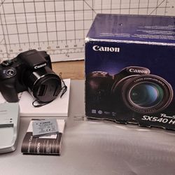 Canon PowerShot SX540 HS 20.3MP 50x Zoom Digital Point-And-Shoot Camera New