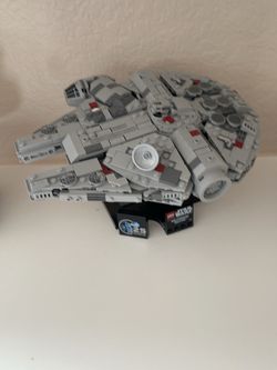 LEGO Star Wars Millennium Falcon 75375 – Built, Like New