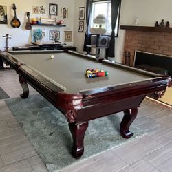 Pool Table With Dining Top ( Free Delivery & Set Up ) 