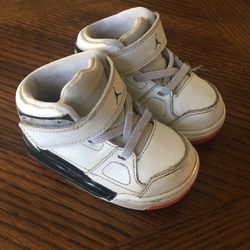 EUC baby Jordan shoes size 5C