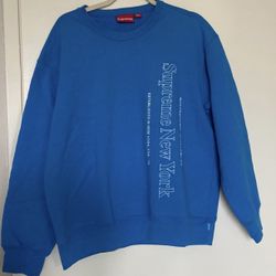 SUPREME Sweatshirt