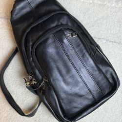 Black Genuine Leather Sling Backpack Crossbody Bag Multiple Zip Pockets Adjustable Strap