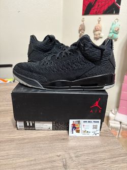 Size 11.5 - CLEAN Air Jordan 3 Retro Flyknit Black
