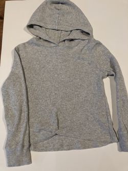 Long Sleeve Grey Hooded Pullover