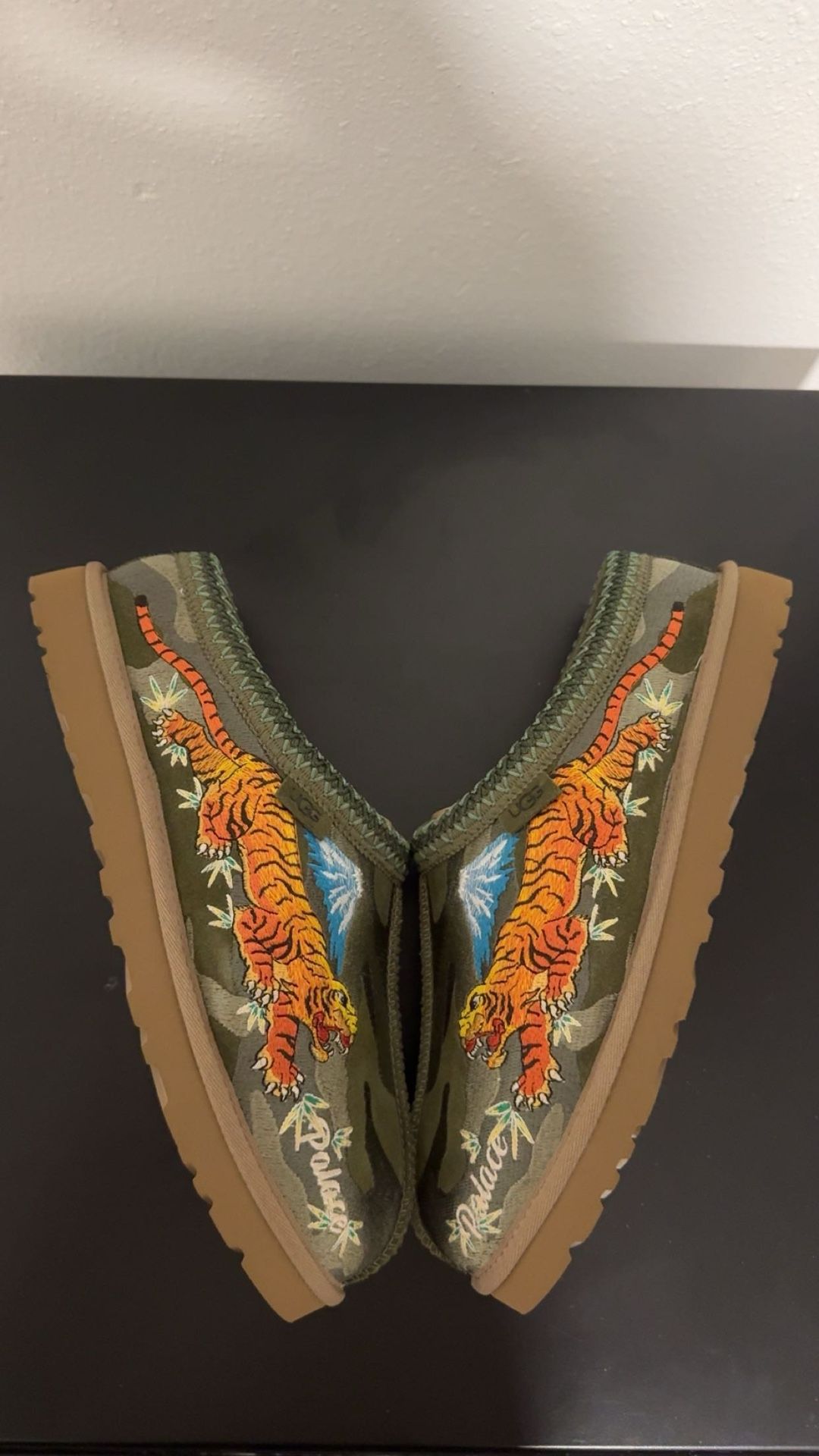 Palace X UGG Tasman “Olive” Size 11
