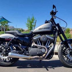 2016 Harley Davidson Sportster Roadster 1200