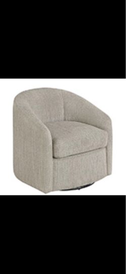 Bella swivel chair