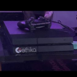 Play Station 4