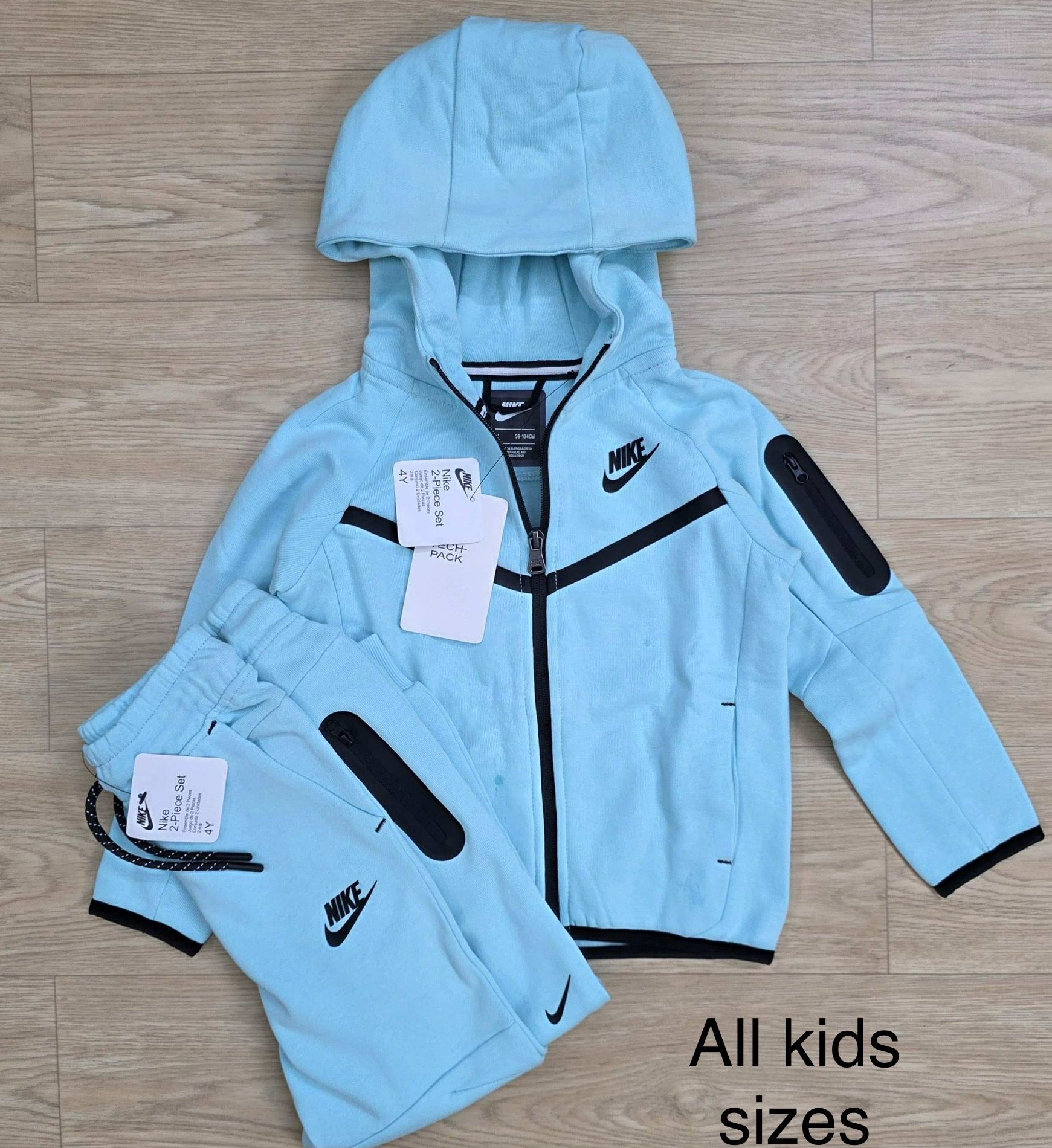 Brand New Kids Nike Tech Multiple Sizes 
