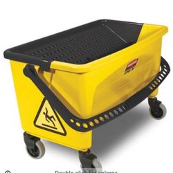 Rubbermaid HYGEN™ Press Wring Bucket, model number Q900-88. 