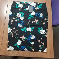 Pencil skirt Knee Lenght Flowered Soft Fabric