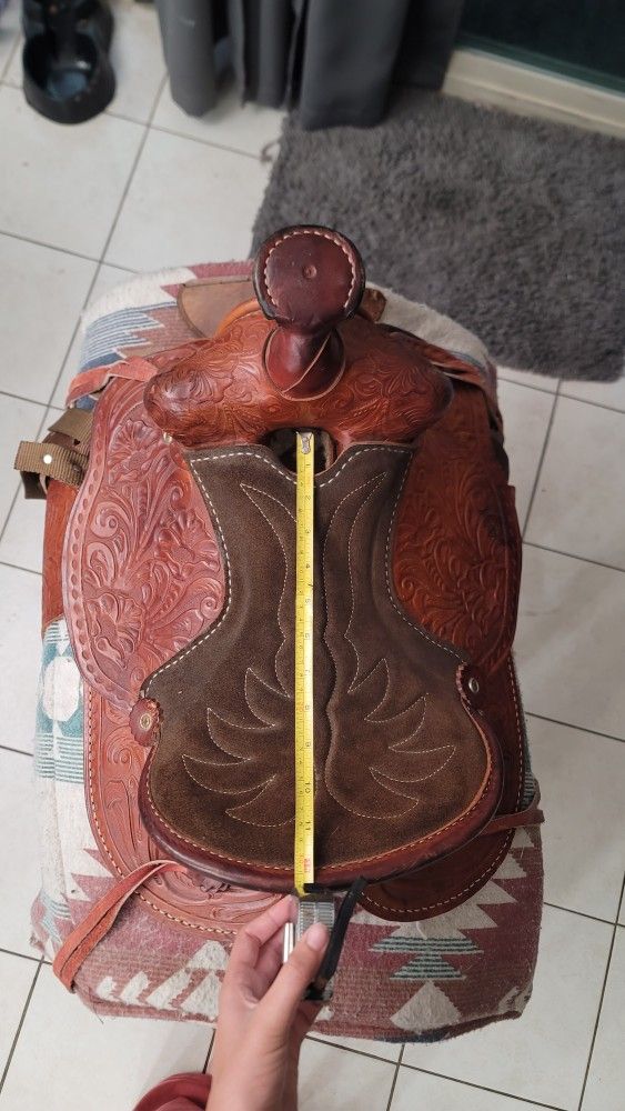 Saddle And Pad