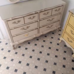 vintage furniture 