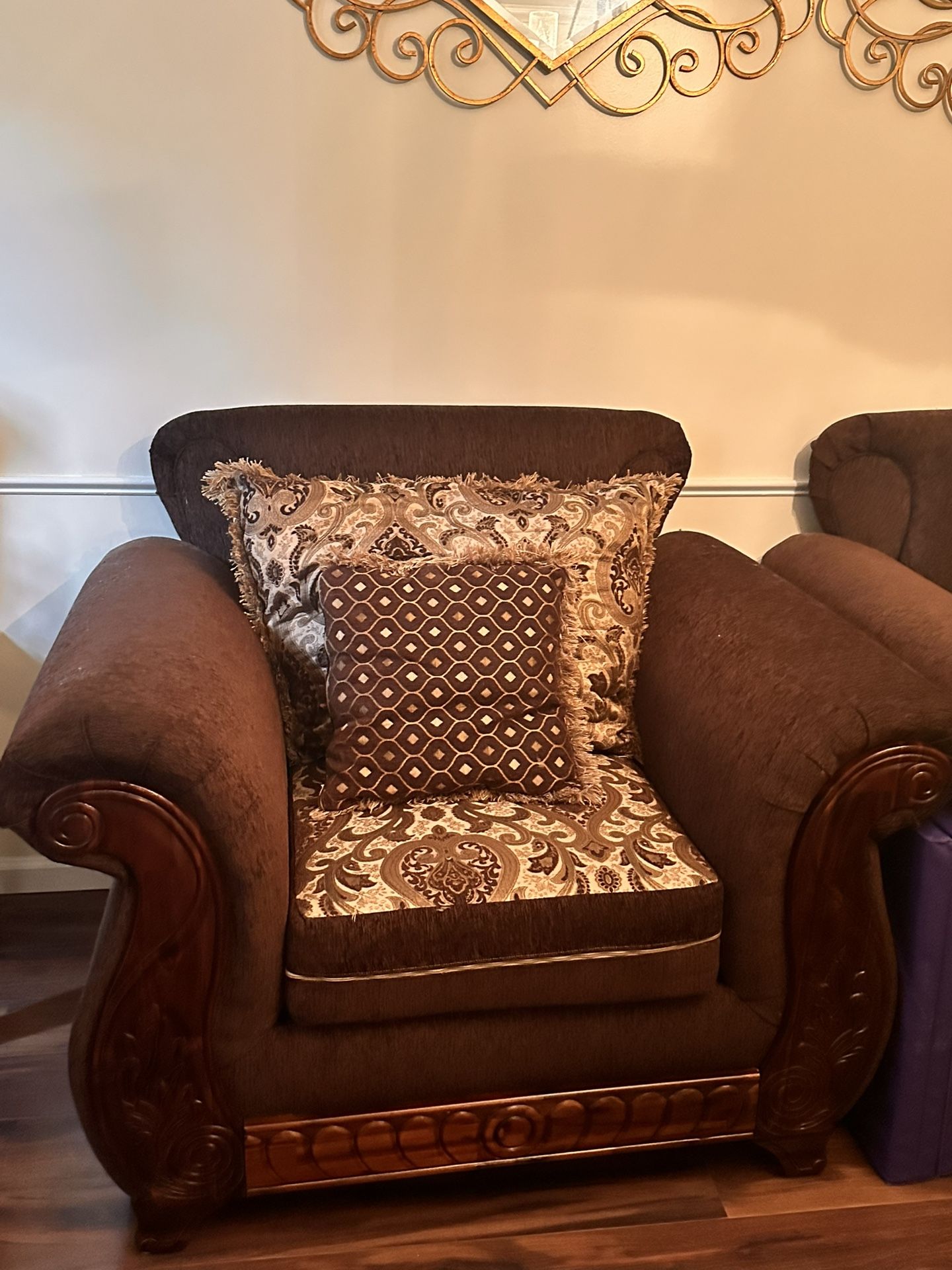 Fluer De Lis Sofa Set